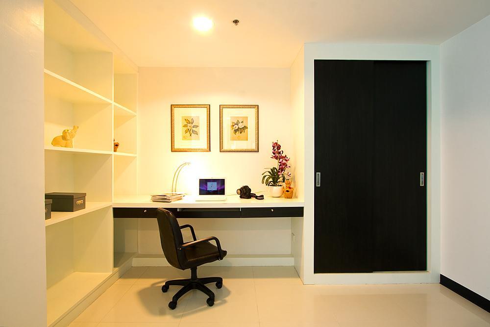 Laurel Suite Bangkok Habitación foto