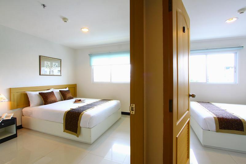 Laurel Suite Bangkok Habitación foto