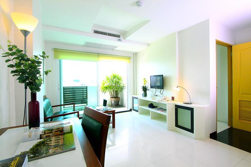 Laurel Suite Bangkok Habitación foto