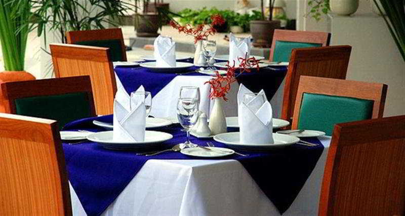 Laurel Suite Bangkok Exterior foto